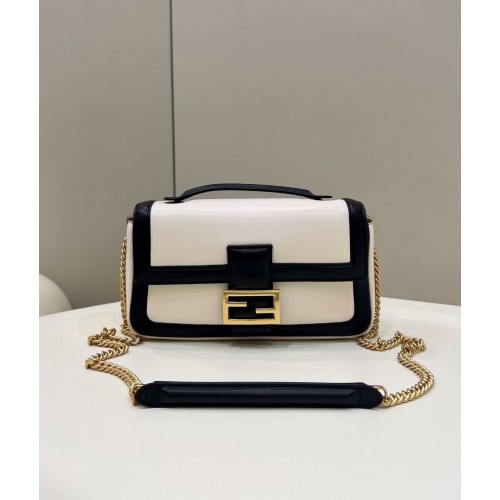 Fendi Baguette Bolso de piel de oveja 8BR6550 Crema negro