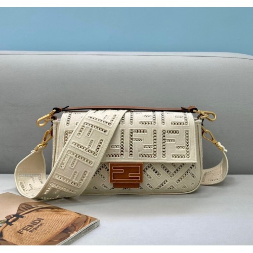 Bolso de cuero Fendi Baguette 8BR600A blanco