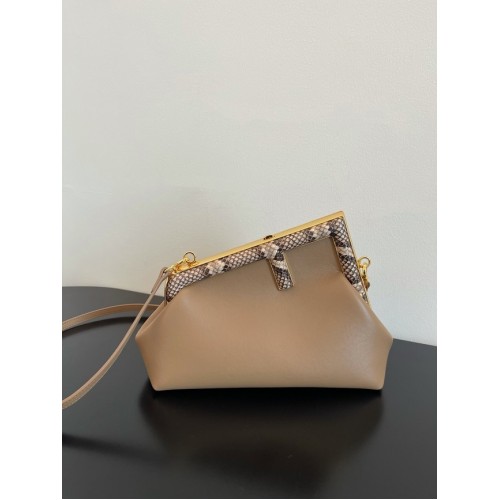 Bolso de piel Fendi First Small 8BP129AB marrón