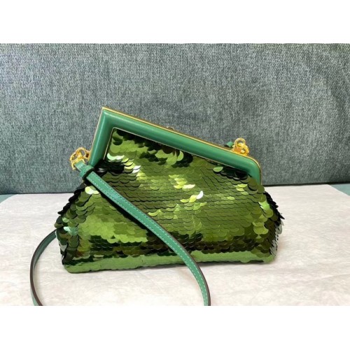 Bolso Fendi First Small con lentejuelas 8BP129 verde
