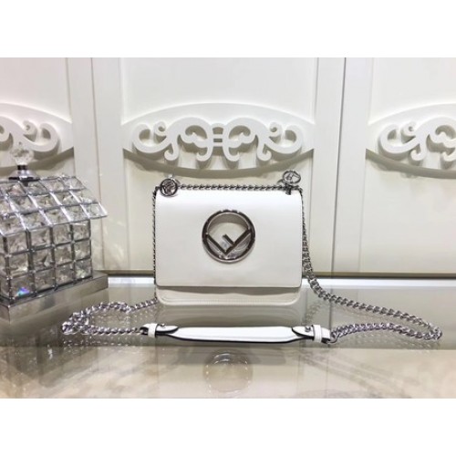 Bolso de piel Fendi KAN I FD2671