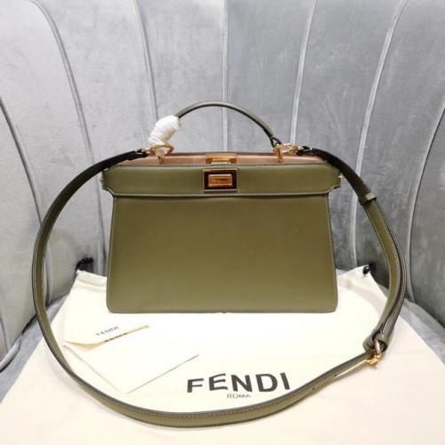 Fendi PEEKABOO ISEEU EAST-WEST bolso de cuero 8BN323A verde