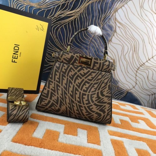 Fendi PEEKABOO MINI Bolso FF Vertigo de cuero marrón 8BN244AGK