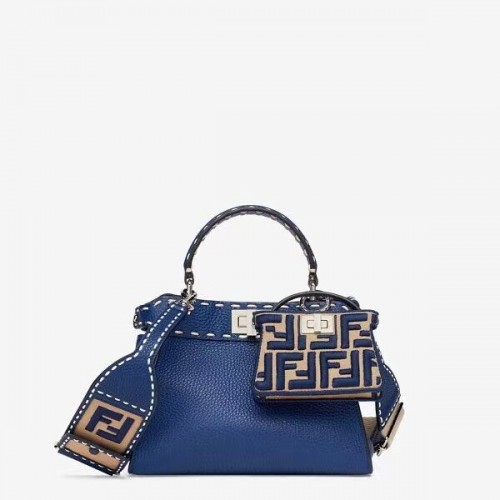 Fendi Peekaboo ISeeU Bolso pequeño de piel F8636 azul