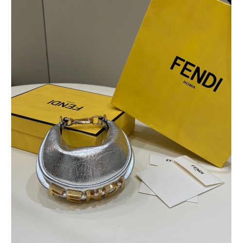 Fendi Praphy Original Leather Big FENDI Logo Mini Bolso 80056S Plata
