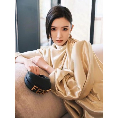 Fendi Praphy Original Leather Big FENDI Logo Mini Bolso 80056S Negro