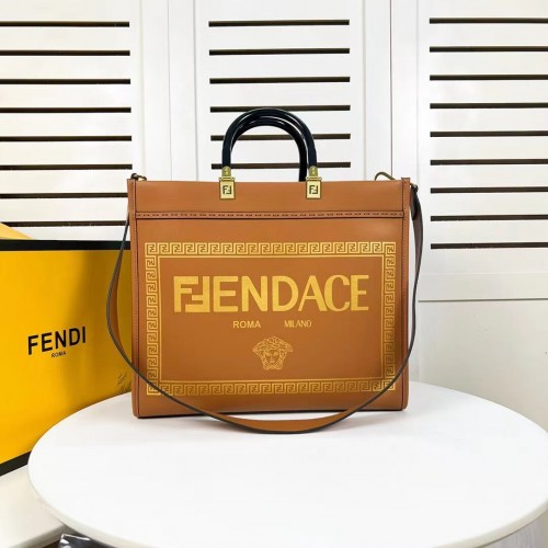 Fendi Sunshine Medium Fendace Cuero estampado Logo shopper 8BH386A marrón