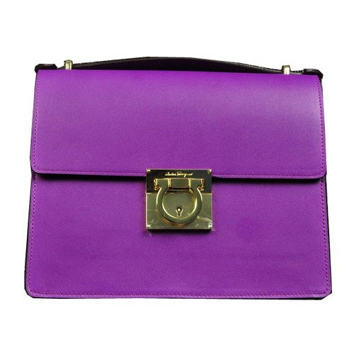 Ferragamo Bolso de hombro mediano de piel de becerro SF0614 Lavanda