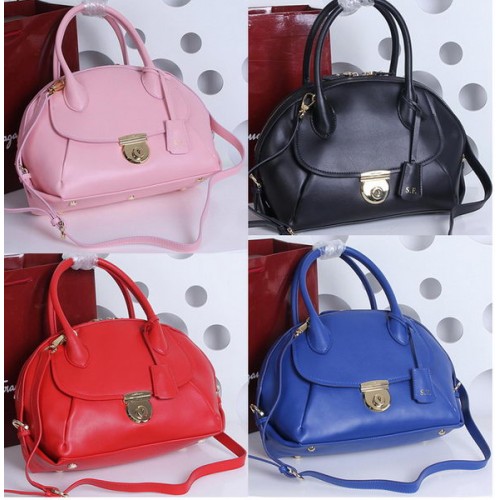 Ferragamo Bolso tote mediano Piel de becerro SF588471