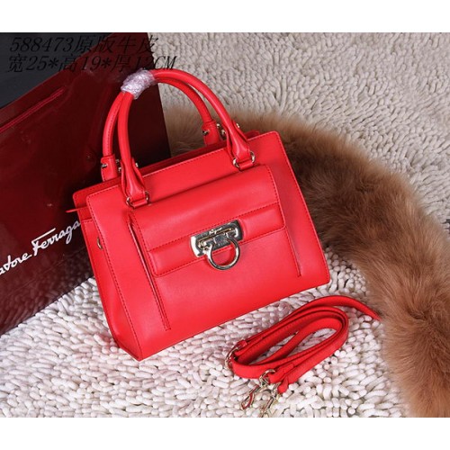 Ferragamo Shoulder Tote Bag Piel de becerro 588473 Rojo