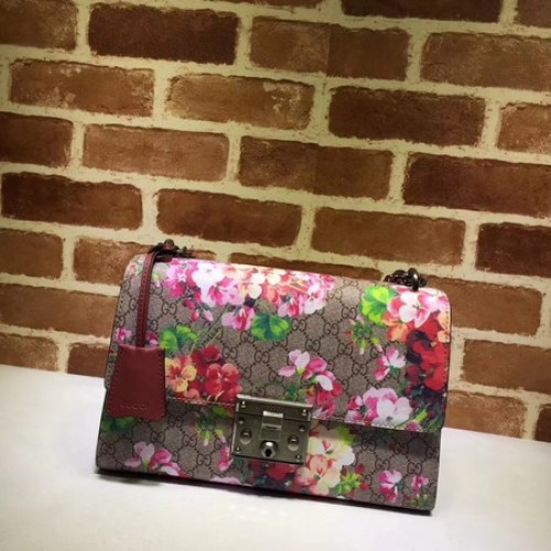 Gucci Padlock Blooms GG Supreme Bolso de hombro 409486 Rosa