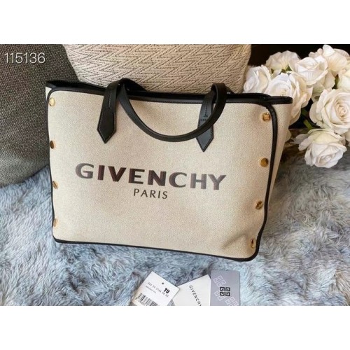 GIVENCHY bandolera 0179 blanco