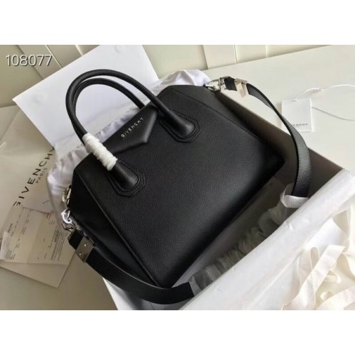 Givenchy Bolso Antigona de piel de becerro granulada 1080 negro