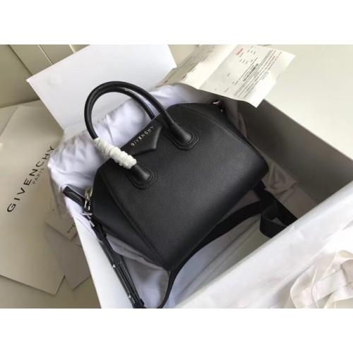 Givenchy Bolso pequeño Antigona de piel de becerro granulada BB0511 negro