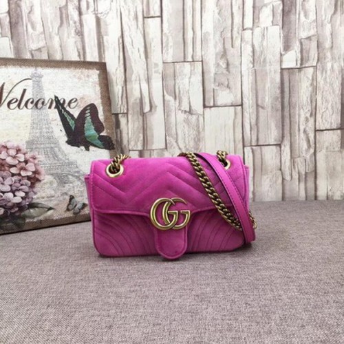 Gucci GG Marmont Minibolso de Terciopelo Bordado 446744T Rosa