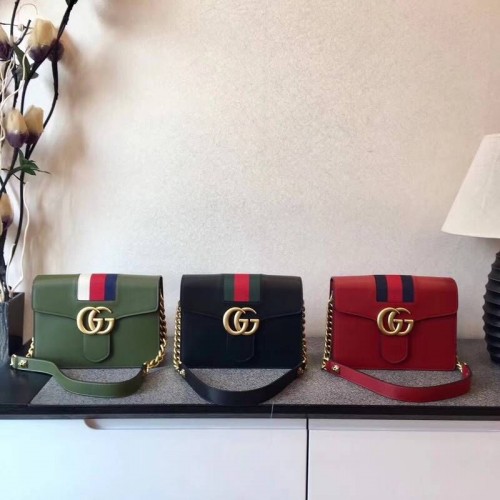 Gucci GG Marmont bolso de hombro de cuero 476468