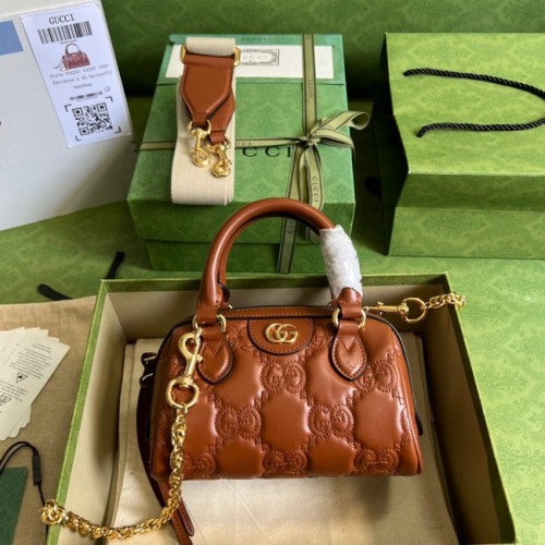 Gucci GG Matelasse bolso de cuero con asa superior 702251 Marrón claro