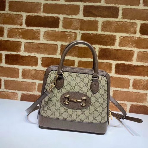 Bolso con asa superior de lona GG Supreme de Gucci 621220 Caqui