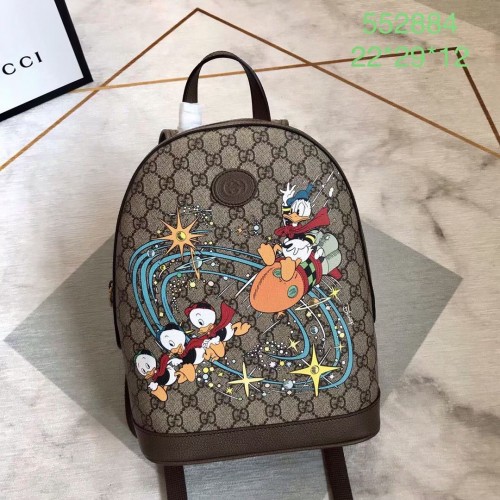 Mochila de lona Gucci GG Supreme 552884 marrón