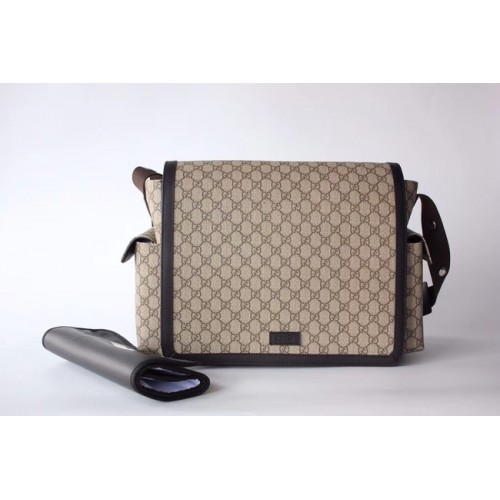 Gucci GG Supreme bolsa de pañales 495909 marrón