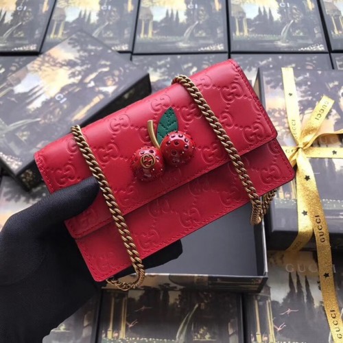 Gucci Signature mini bolso con cerezas 481291 rojo