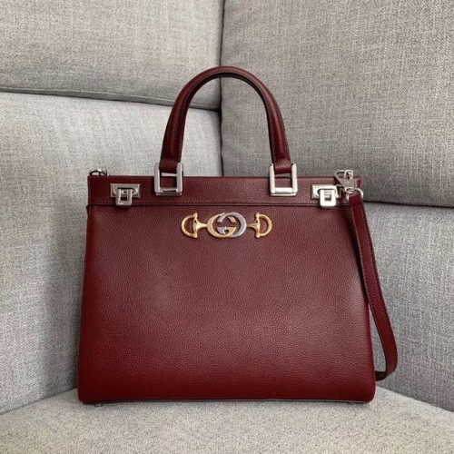 Gucci Zumi bolso mediano de cuero granulado con asa superior 564714 Burdeos