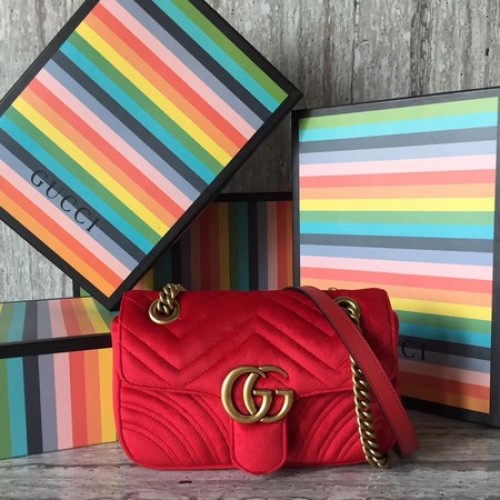 Gucci GG Marmont Mini Bolso 446744 Rojo