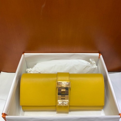 Hermes H Medor swift Leather Clutch 37566 hardware amarillo y dorado