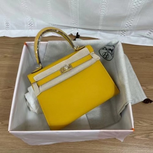 Hermes Kelly 25cm Bolsos de hombro Epsom KL2755 metal en tono amarillo y dorado