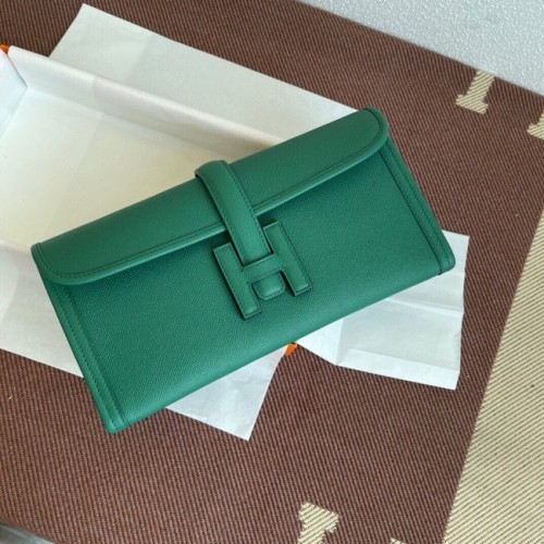 Hermes Original Espom Leather Clutch 37088 verde