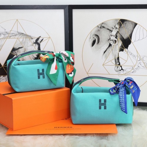 Hermes TROUSSE BRIDE-A-BRAC 25699 azul claro