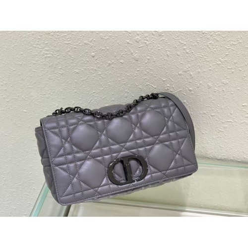 BOLSO GRANDE DIOR CARO Piel de cordero Cannage degradada M9243E gris