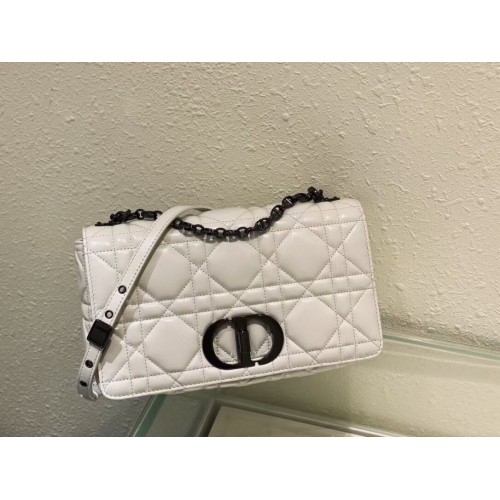 BOLSO GRANDE DIOR CARO Piel de cordero Cannage degradada M9243E blanco