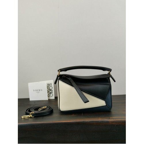 Bolso Loewe Puzzle Original Cuero 61838 blanco y negro