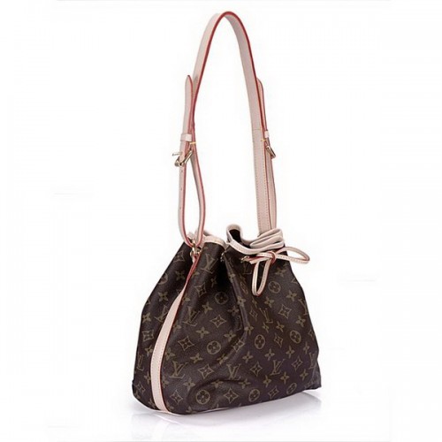Lona Monogram de Louis Vuitton Petit Noe M42226