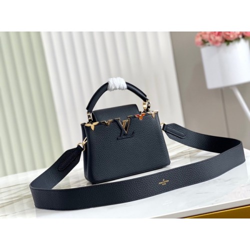 Louis Vuitton CAPUCINES MINI M59267 negro