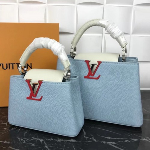Louis Vuitton CAPUCINES PM M57519 azul claro y blanco