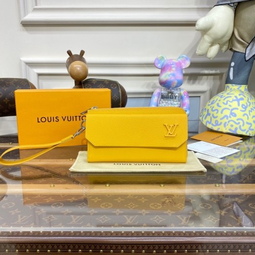Louis Vuitton FELICIE POCHETTE M69831 amarillo