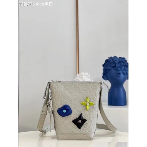 Louis Vuitton HOBO CRUISER PM M20875 Beige