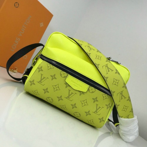 Louis Vuitton Monogram Canvas Messenger PM M43845 amarillo