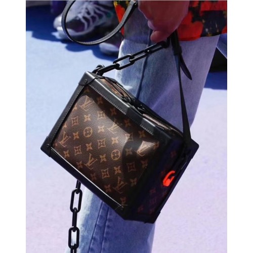 Lona Monogram de Louis Vuitton PETITE MALLE M44427