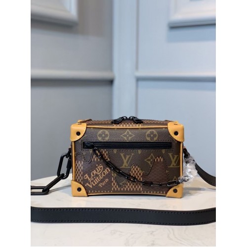 Lona Monogram de Louis Vuitton PETITE MALLE M44480