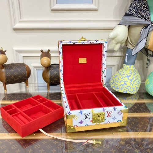 Louis Vuitton NICE JOYERO M44185 blanco