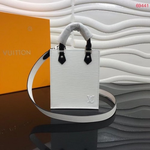 Louis Vuitton Original PETIT SAC PLATO M69441 blanco