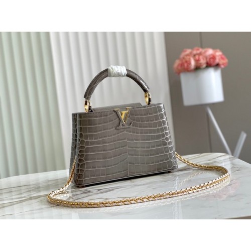 Louis Vuitton piel cocodrilo CAPUCINES BB M81190 gris