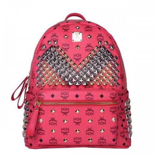 MCM Mochila mediana con tachuelas frontales Stark MC4237 Rojo