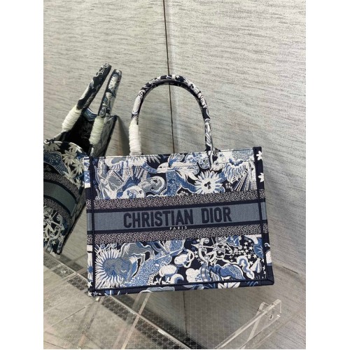 DIOR BOOK TOTE Latte Bordado D-Constellation M1296ZRUV-2