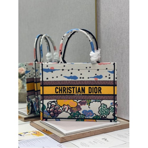 DIOR BOOK TOTE Latte Bordado D-Constellation MEDIANO M1296ZRUV-3