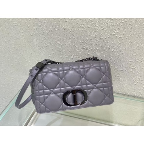 BOLSO MEDIANO DIOR CARO Piel de cordero Cannage degradada M9242WN gris