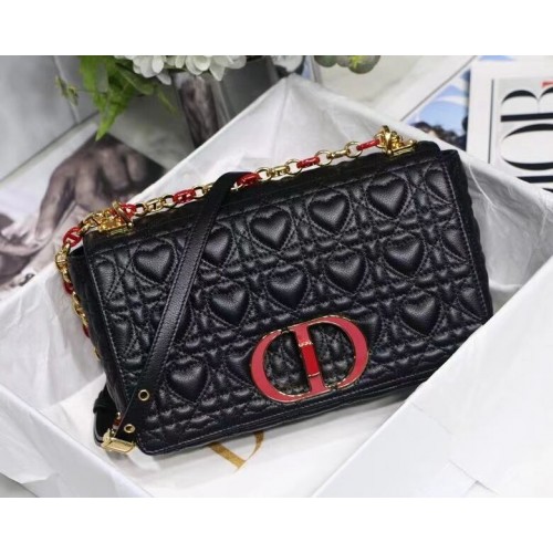 BOLSO MEDIANO DIORAMOUR DIOR CARO Piel de becerro Cannage con motivo de corazón M9242WNG NEGRO